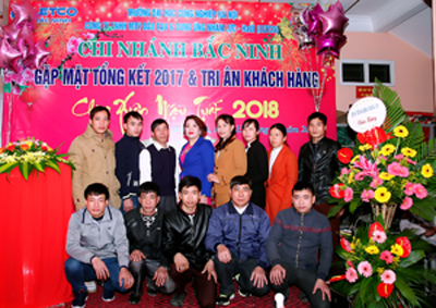 chi nhanh bac ninh tong ket nam 2017 va tri an khach hang