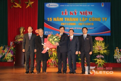 le ky niem 15 nam thanh lap cong ty