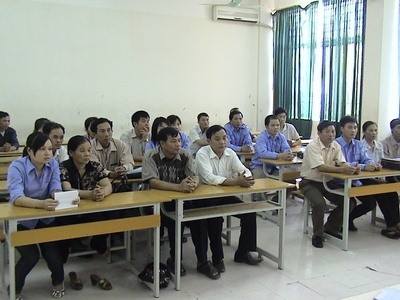 lam thu tuc xuat canh cho 7 tns di nhat