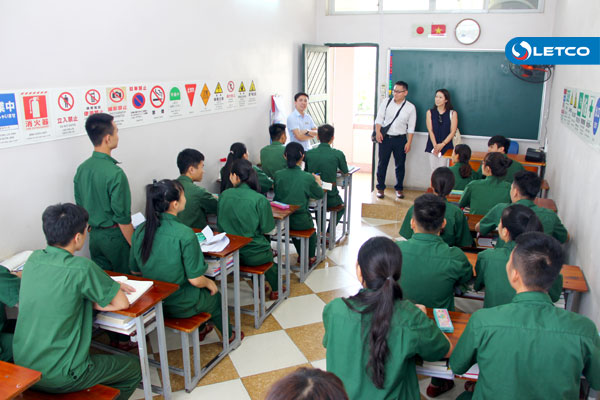Đoàn công tác Nhật Bản dùng bữa trưa cùng Thực tập sinh LETCO