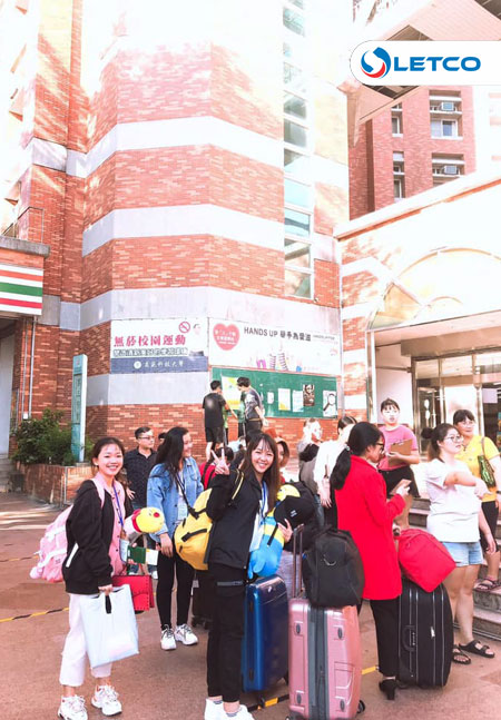 12 DHS nhập học tại trường Cao Uyển (Đài Loan)