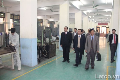 Đẩy mạnh hợp tác đào tạo nghề, XKLĐ giữa ĐH Công nghiệp Hà Nội và Sở LĐTB&XH tỉnh Hà Nam