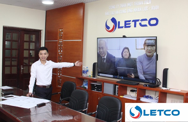 Thi tuyển Công ty Wakahara – Nghiệp đoàn Tekunikaru qua Skype