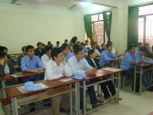 Ký hợp đồng cho 15 TNS đi tu nghiệp và thực tập tại Nhật Bản