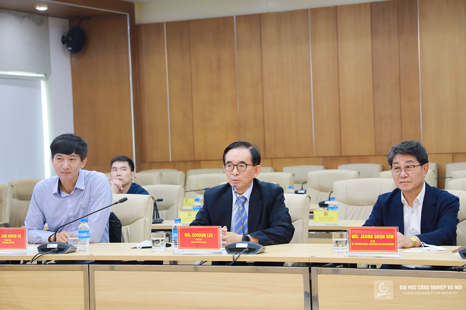 Trường Đại học Công nghiệp Hà Nội ký kết Biên bản ghi nhớ hợp tác với Trường Cao đẳng Ô tô Ajou - Hàn Quốc