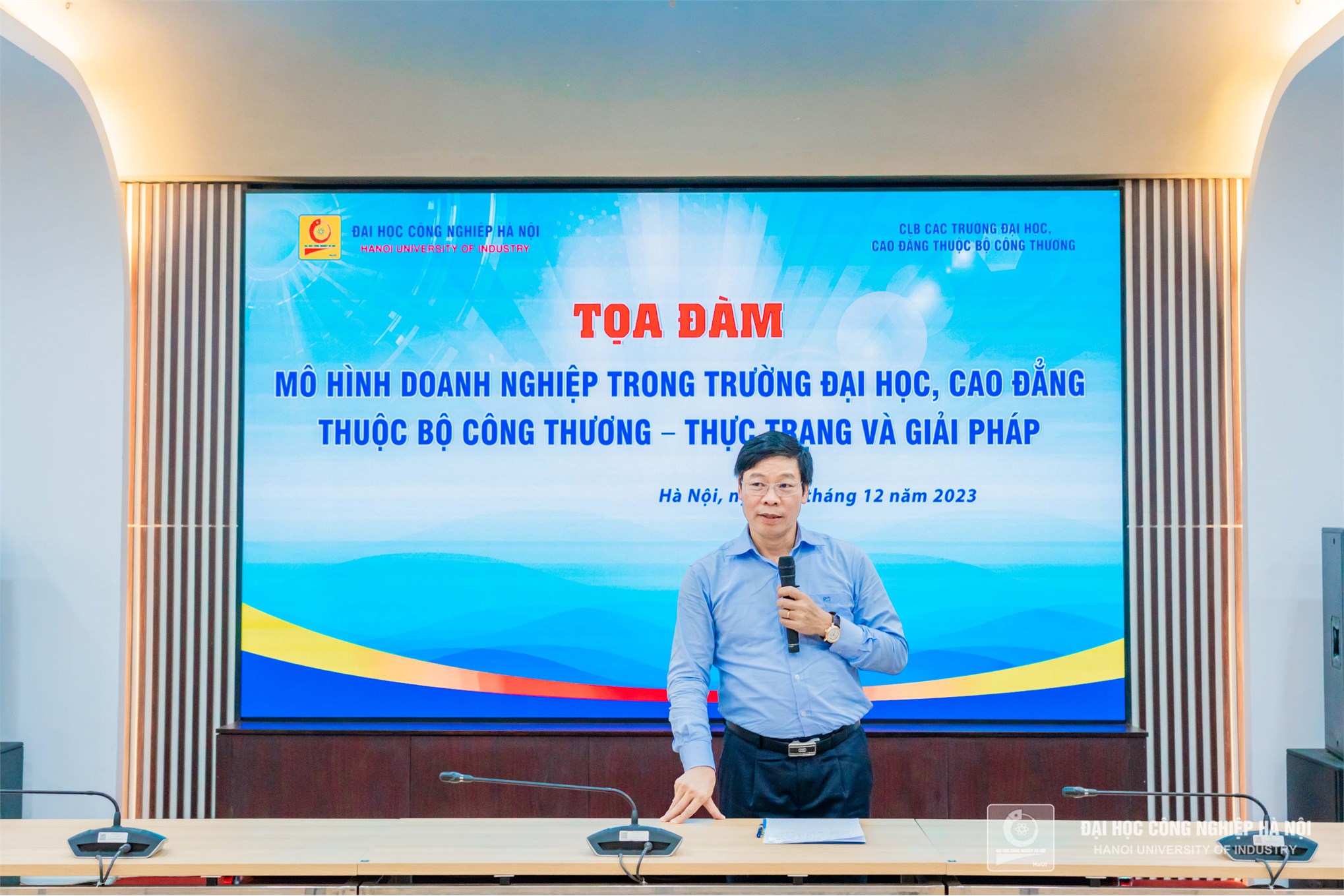 Phát triển mô hình doanh nghiệp trong trường đại học, cao đẳng thuộc Bộ Công Thương